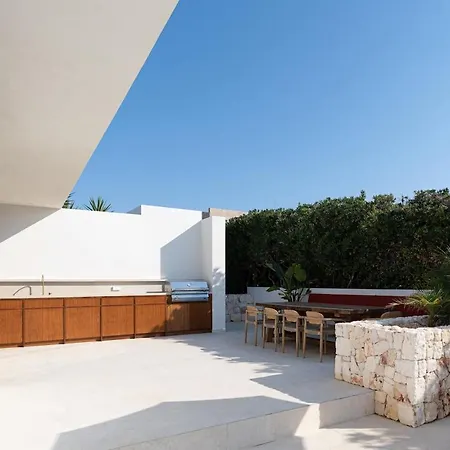 Luxury With Pool And Private Access Cala'n Forcat