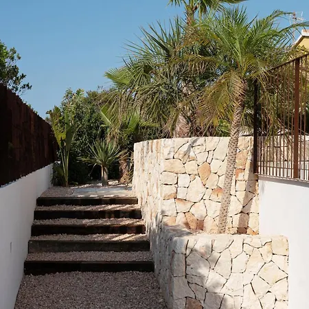 Luxury With Pool And Private Access *