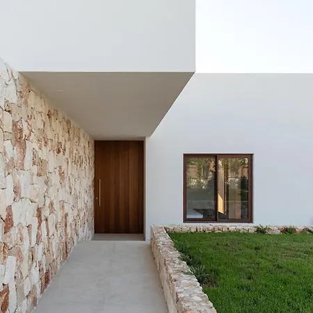 Villa Luxury With Pool And Private Access *
