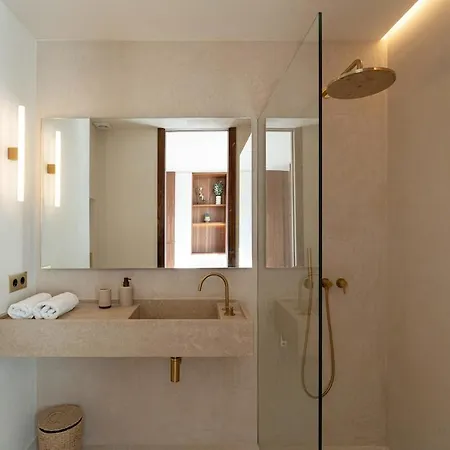 Luxury With Pool And Private Access Villa