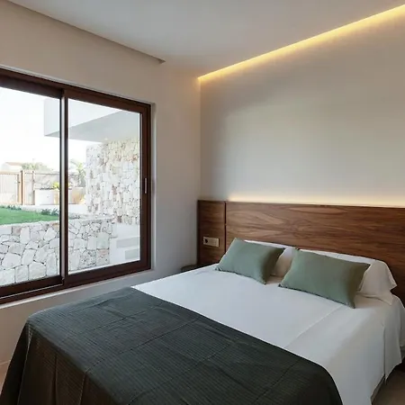 Villa Luxury With Pool And Private Access